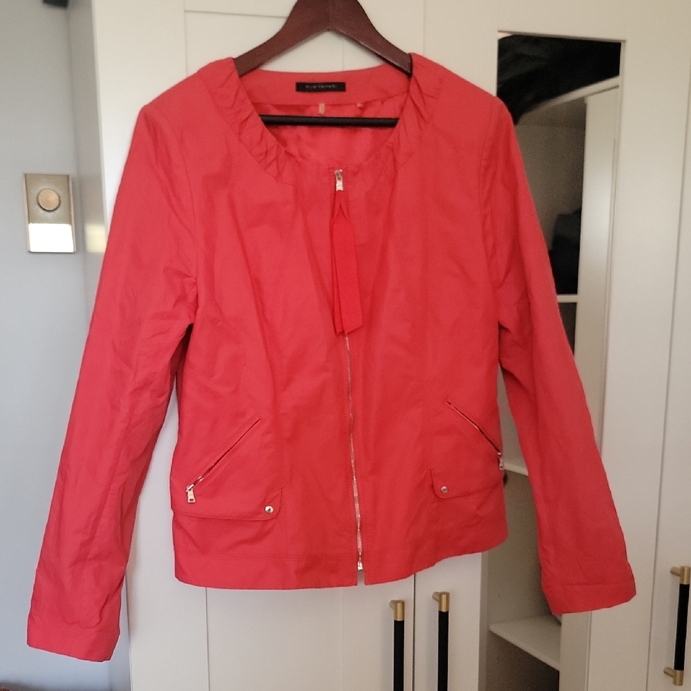 Red Utility Jacket with Zipper and Rounded Collar
